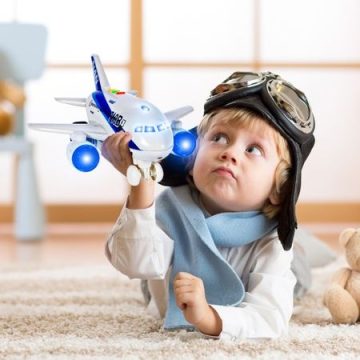 Lėktuvas vaikiškas su šviesos ir garso efektais - Toys Plius