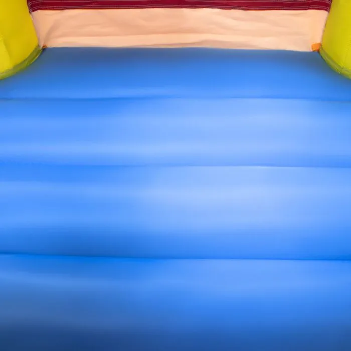classic-jumping-castle-4-700×700