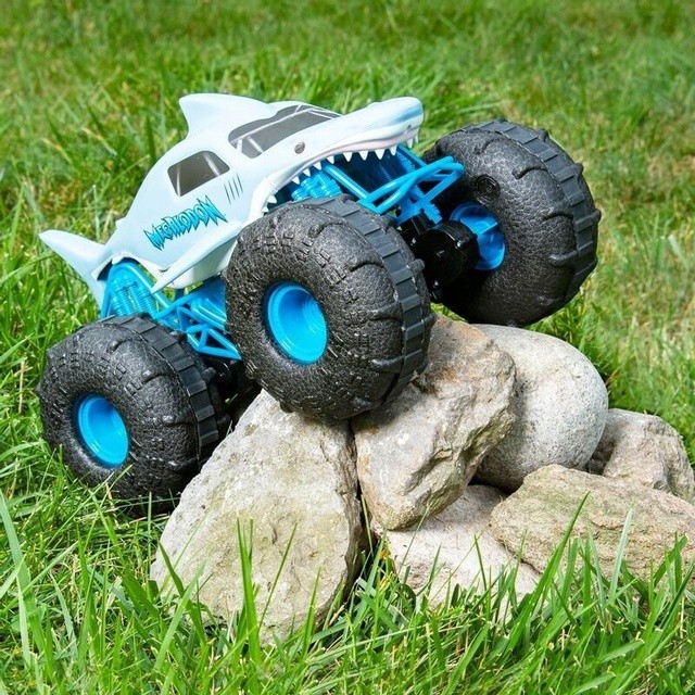 monster_jam_valdomas_visureigis_megalodon_storm_6